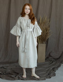 Robe 'Svetlana' en lin naturel et dentelle de lin