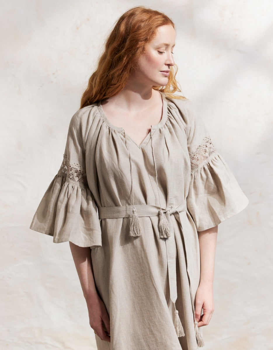 Svetlana dress in natural linen and linen lace