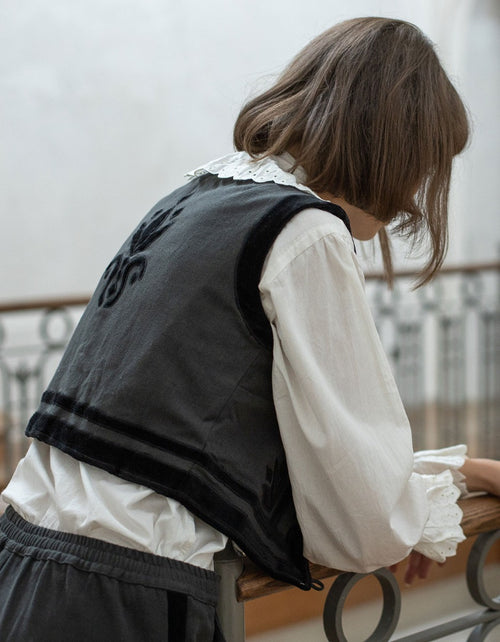 "Tanya" charbon and velvet vest
