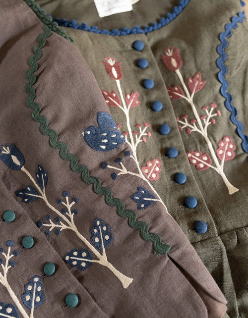 Robe 'Tilda' en lin marron brodé tulipes bleues