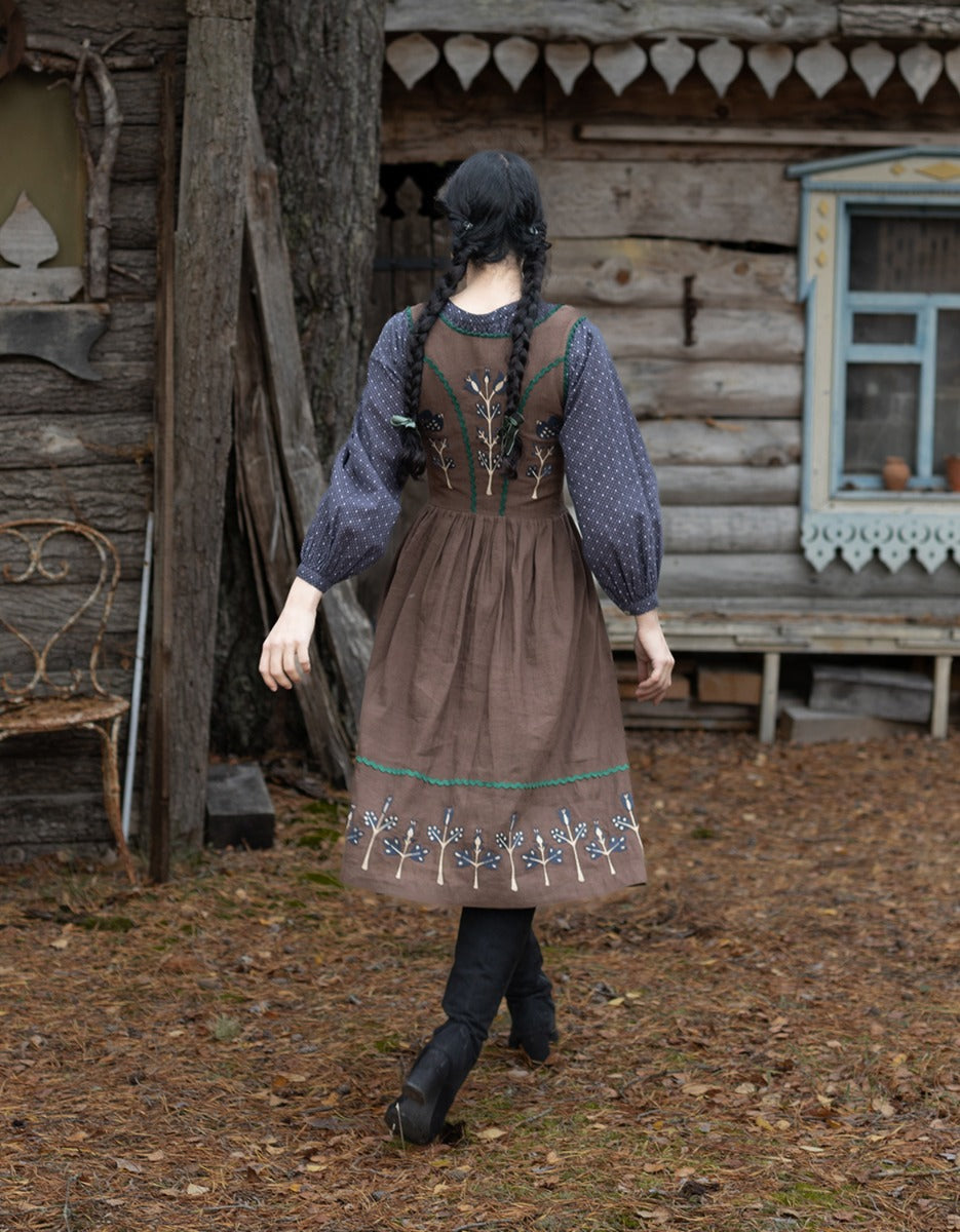 Robe 'Tilda' en lin marron brodé tulipes bleues