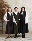 Robe-chasuble 'Yana' en velours côtelé vert mousse