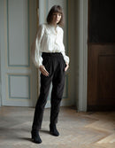 Pantalon 'Yana' en velours côtelé noir