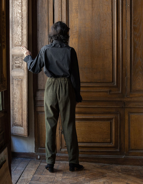 "Yana" corduroy pants moss green