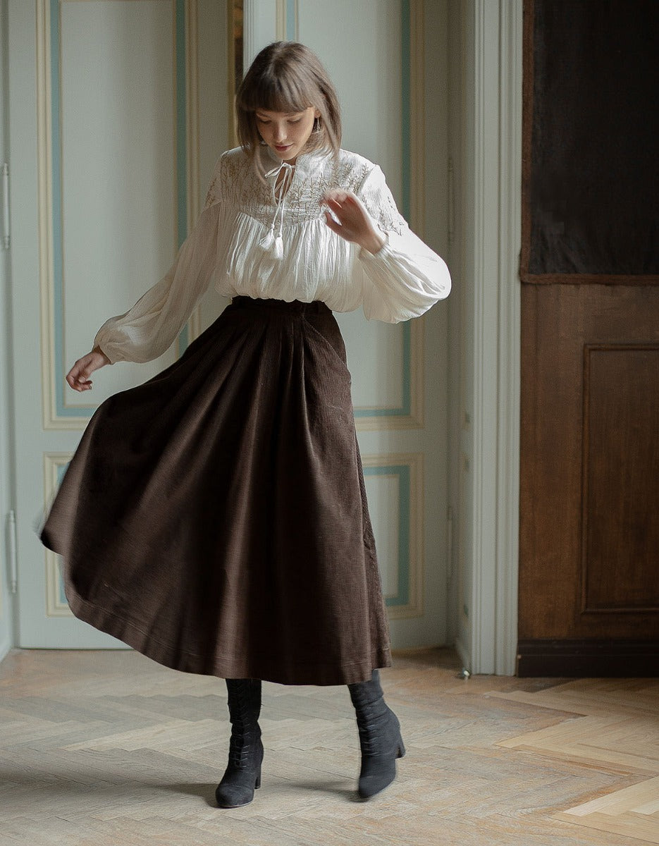 "Yana" corduroy skirt chestnut
